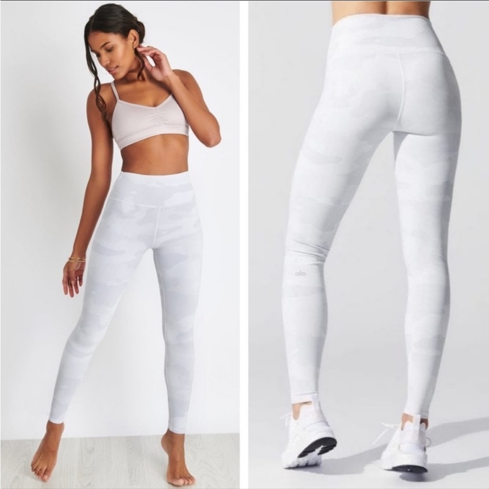 ALO Yoga High-Waist Camo Vapor Legging — White Camo